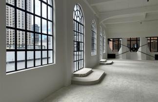 Stunning, Luxury Office in 131 Queen St