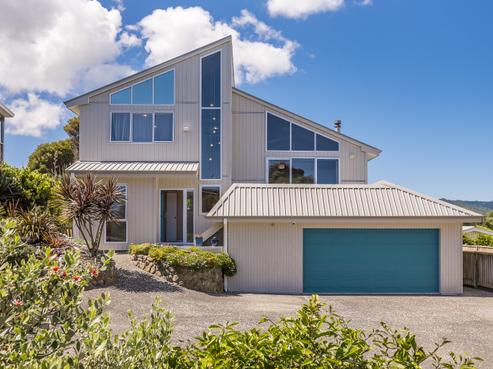 4 Atua Street, Waikanae Beach