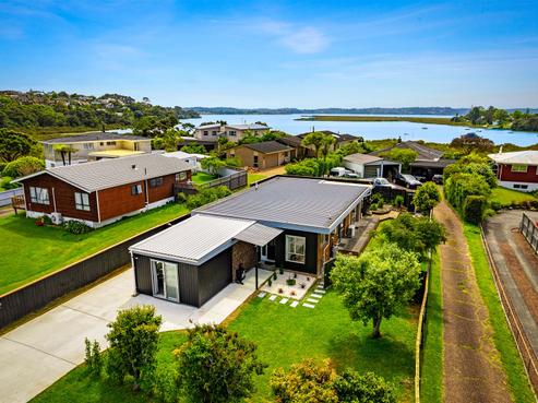 29 Realm Place, Massey