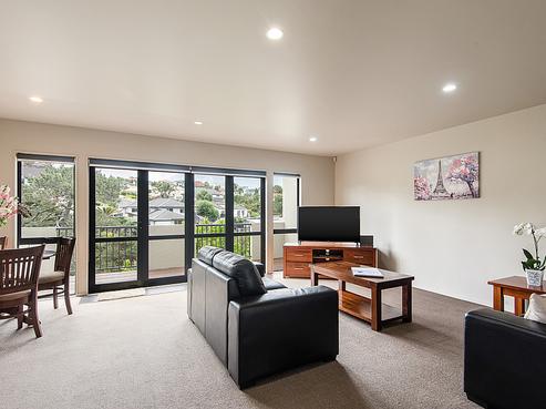 14/19 Langana Avenue, Browns Bay