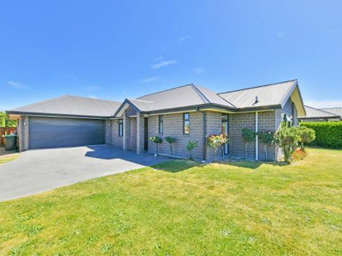 1 Eastfield Drive, Lincoln