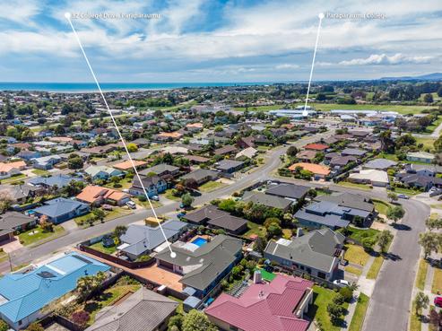 32 College Drive, Paraparaumu