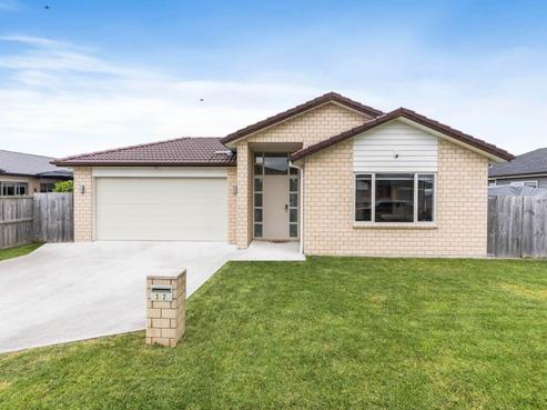 32 Wellfield Drive, Papakura