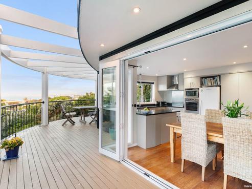 97 Braemar Road, Castor Bay
