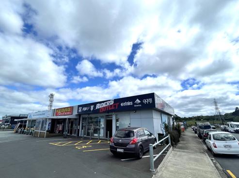 42 Main Road, Kumeu