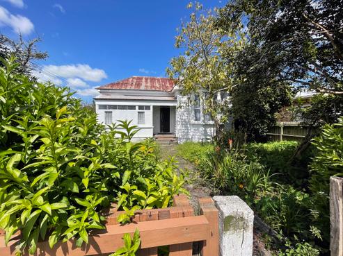 11 Central Avenue, Avenues