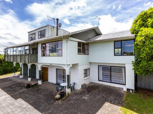 53 Hatepe Avenue, Taupo