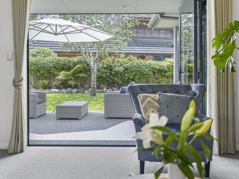 2 Jaemont Court, Huntington