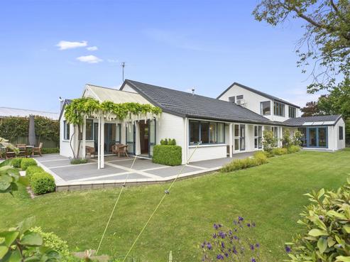 37 Stanbury Avenue, Somerfield