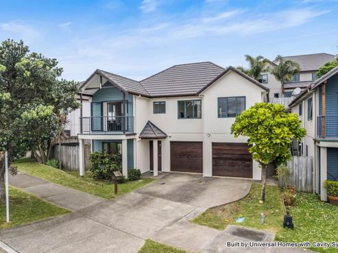 84 Fields Parade, Oteha