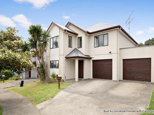 8 Vicente Place, Oteha