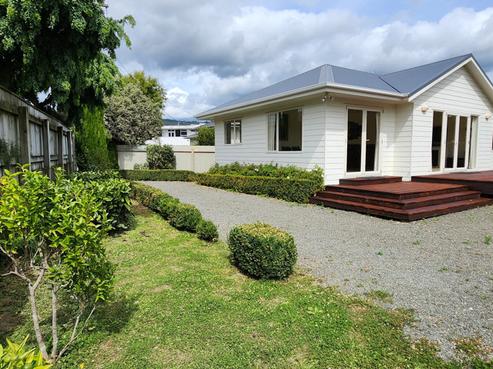 959B High Street, Avalon