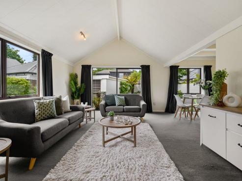 2/7A Medbury Terrace, Fendalton