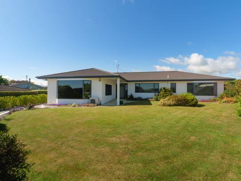 4 James Cross Place, Mapua