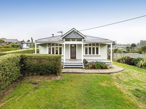35 Hugh Street, Sawyers Bay