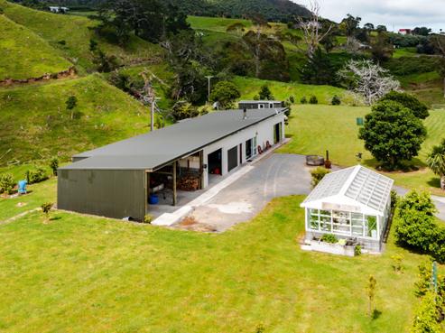 104 Surrey Hill Road, Oakura