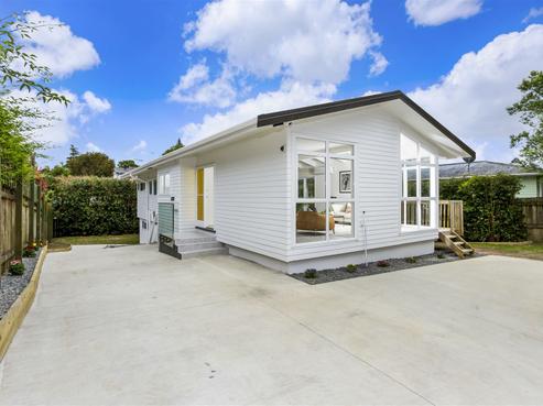 45 Chippendale Crescent, Birkdale