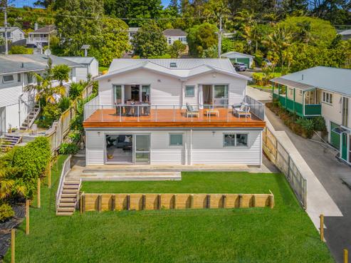 15 Alexander Avenue, Torbay