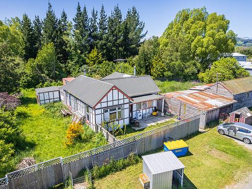 10 Lowery Street, Milton