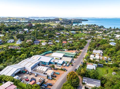 8 Beatty Parade, Surfdale