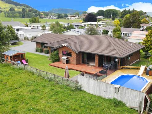 82 Thames Road, Paeroa