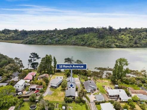12 Ranch Avenue, Beach Haven