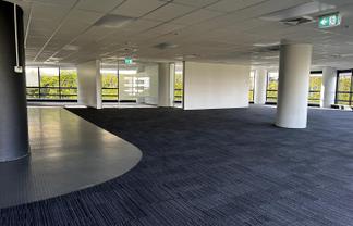 Greys Ave Office with Parking