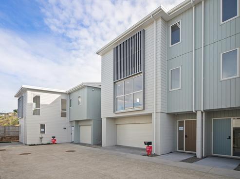 16 Penehareti Rise, Stonefields