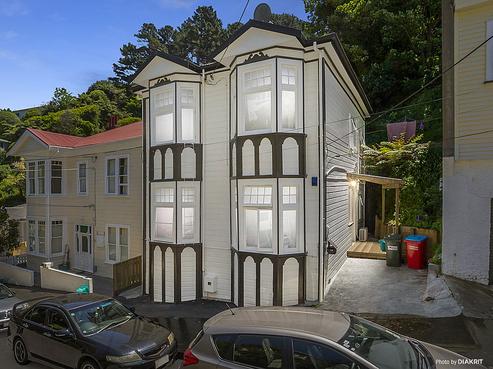 17 Adams Terrace, Aro Valley