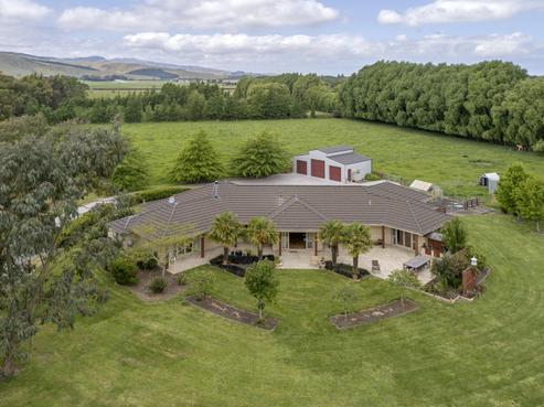 8 Glengarriff Drive, Lincoln
