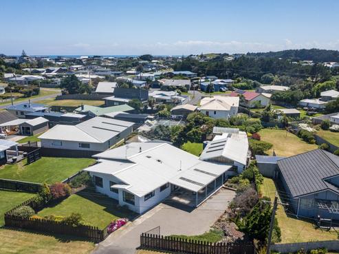 9 Chrystall Street, Foxton Beach