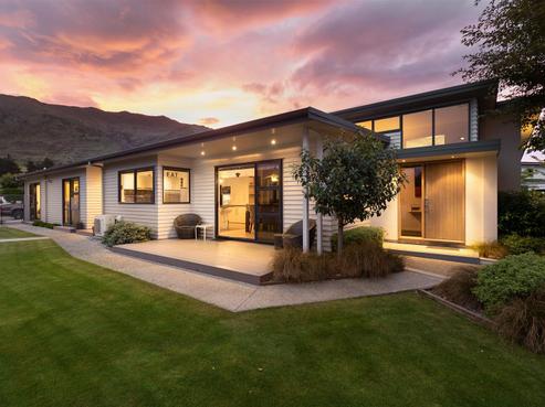 40 Kelliher Drive, Wanaka