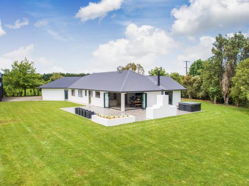 1999 Longburn Rongotea Road, Longburn