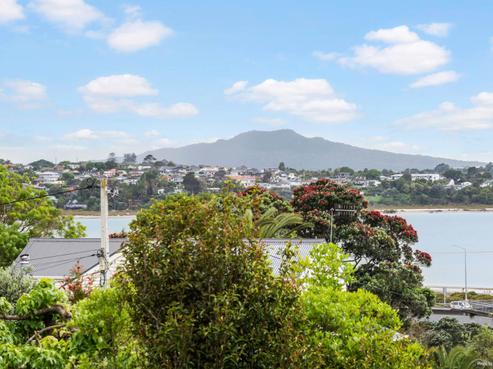 1/97 Sylvan Avenue, Northcote