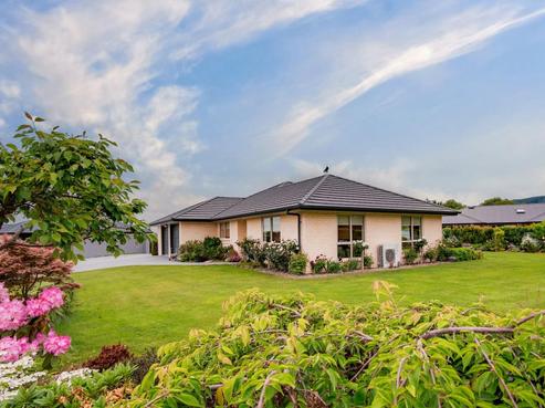 21 Eric Batchelor Place, Waimate