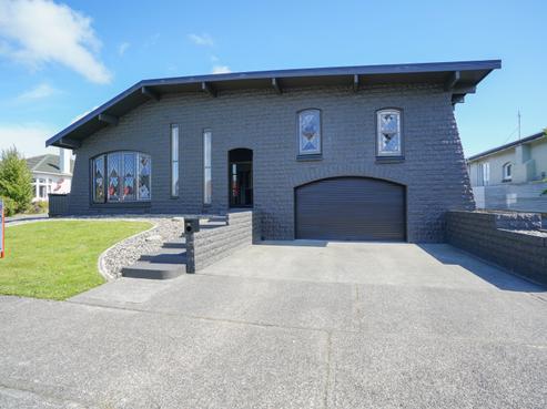 78 Islington Street, Turnbull Thomson Park