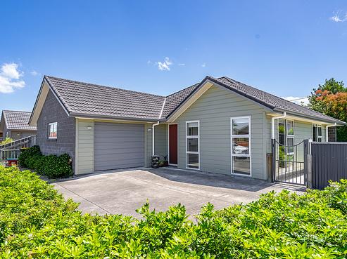2 Trustee Street, Masterton