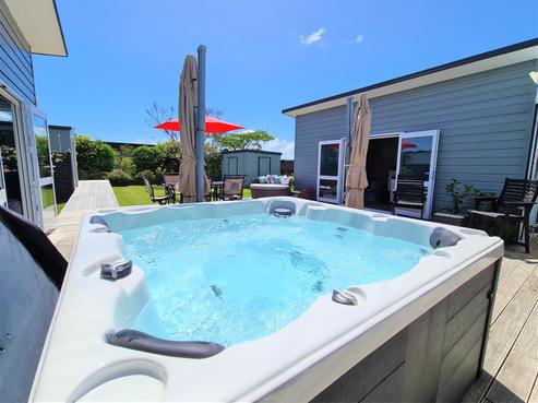 135 Karo Drive, Matarangi