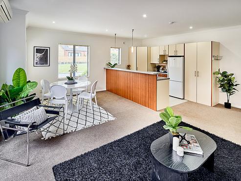 18 Futuna Close, Karori