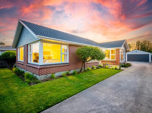 15 Longmuir Street, Ilam