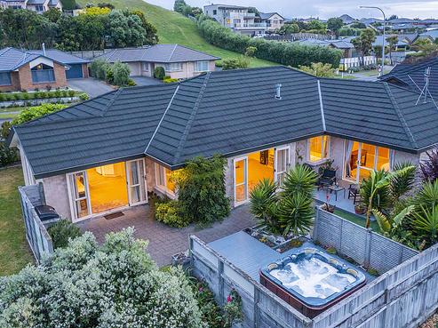 58 Realm Drive, Paraparaumu
