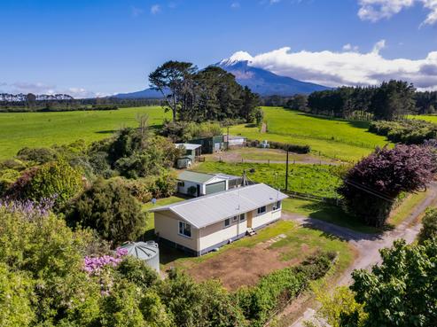 2020 Opunake Road, Manaia