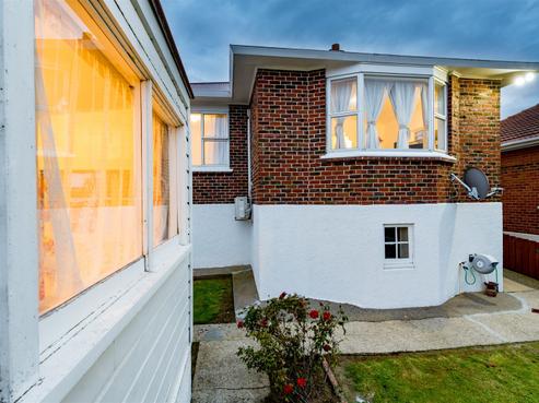 121 Riselaw Road, Calton Hill