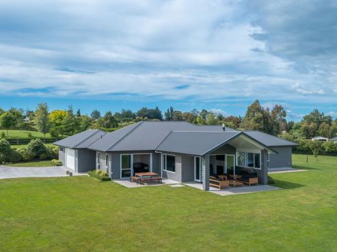 223D Racecourse Road, Waipukurau and Surrounds