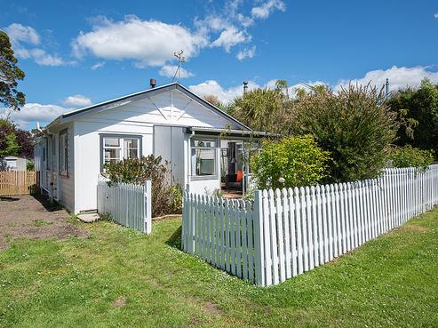 1403 Coast Road, Karitane