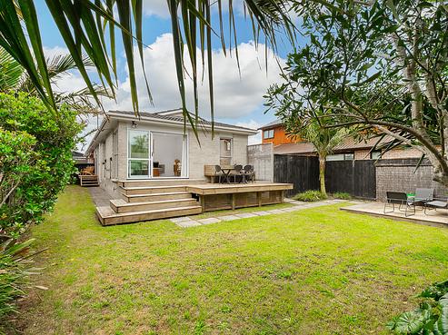 2/230 Point Chevalier Road, Point Chevalier
