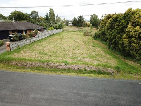 15 Fourth View Avenue, Beachlands