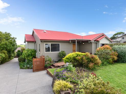 55 Brymer Road, Grandview Heights