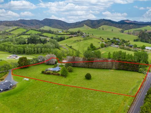 681 Puketona Road, Haruru