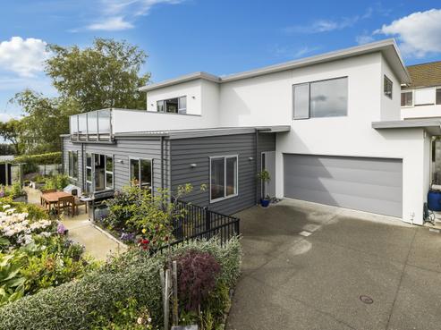 1 Falcon Street, Roslyn